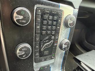 Volvo V-40 2.0 D2 Ocean Race Pano Leder NAP ! picture 14