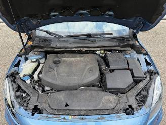 Volvo V-40 2.0 D2 Ocean Race Pano Leder NAP ! picture 16