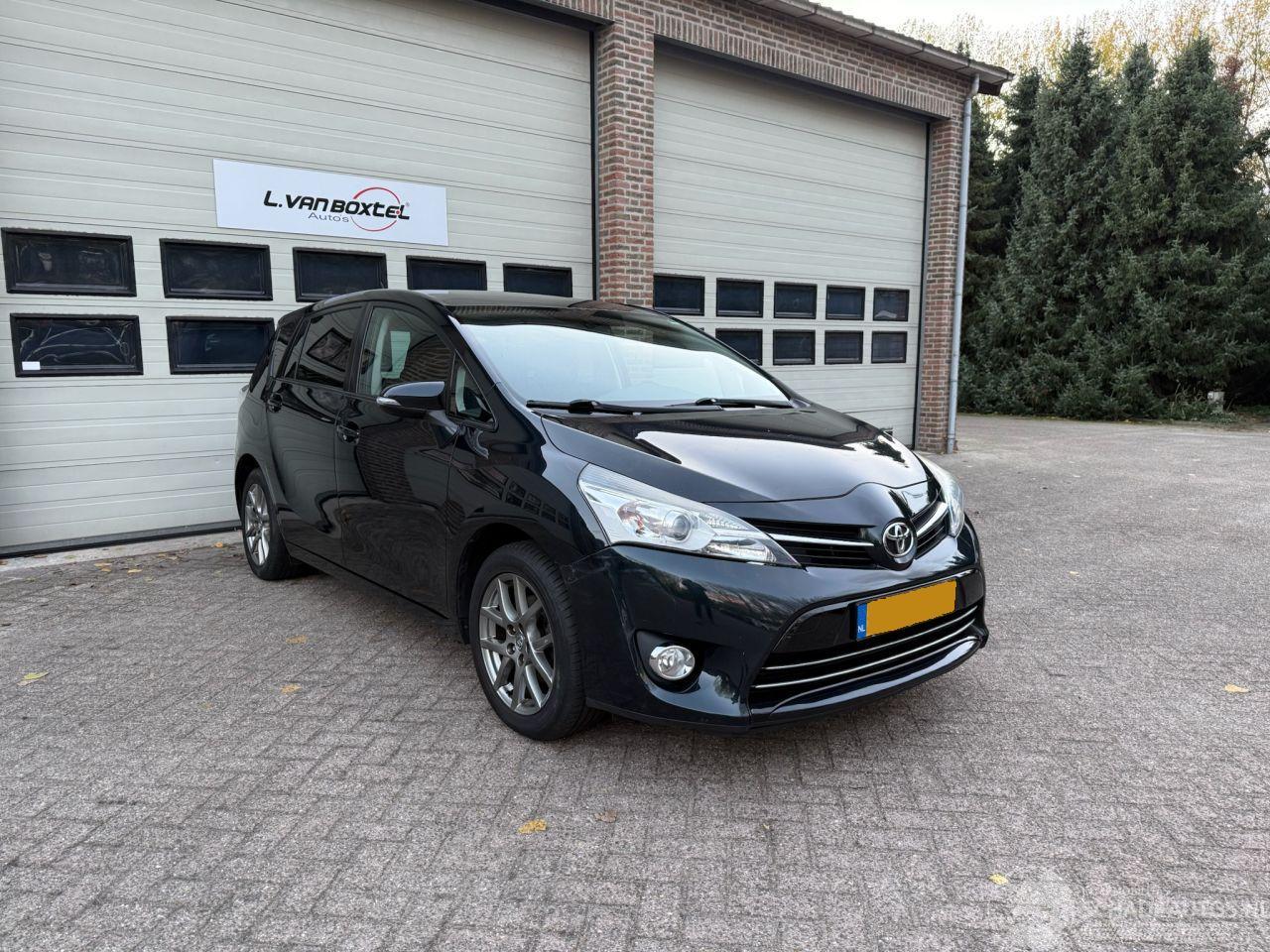 Toyota Verso 1.8 VVT-i Automaat Pano NAP !