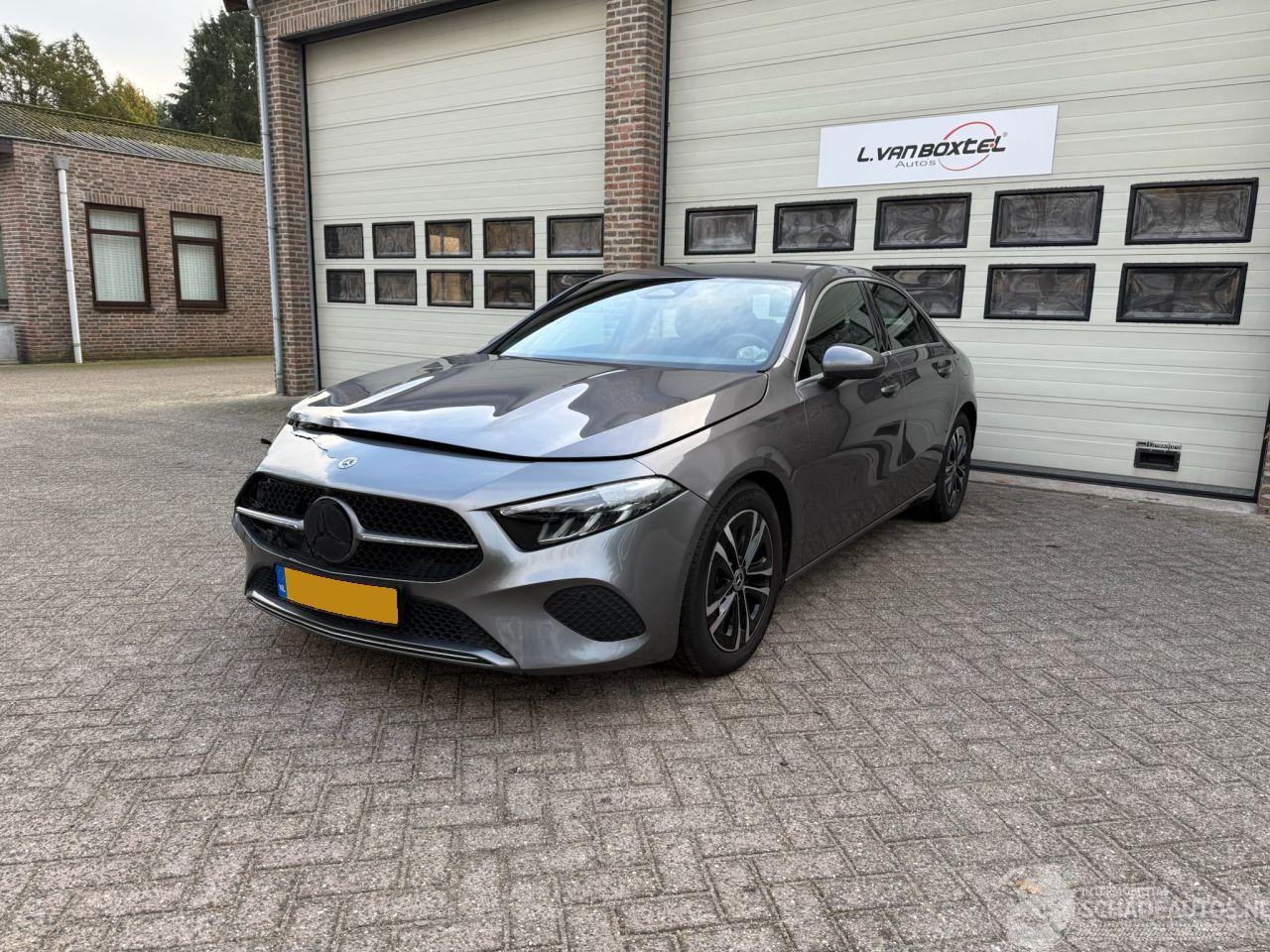 Mercedes A-klasse 180 Business Line Automaat Navi Clima NAP !