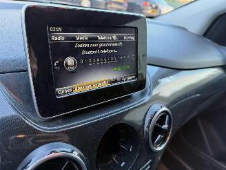 Mercedes B-klasse 220d Ambition Automaat Navi 120216 Km NAP ! picture 11