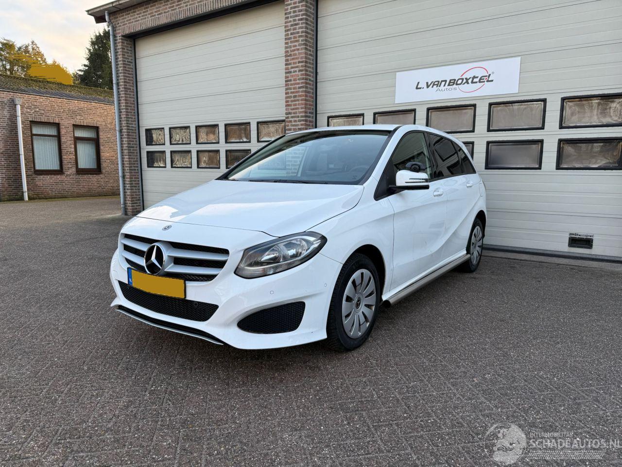 Mercedes B-klasse 220d Ambition Automaat Navi 120216 Km NAP !