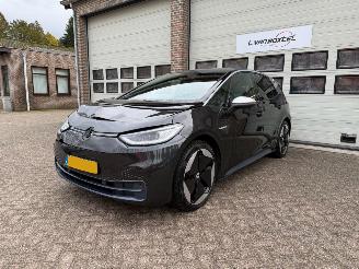 krockskadad bil auto Volkswagen ID.3 First Max 58 kWh Pano Clima Cruise 58140 Km NAP ! 2020/10