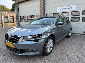 skadebil auto Skoda Superb 1.5 TSI ACT Automaat Navi Clima Cruise 2019/7