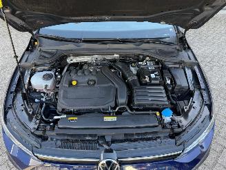 Volkswagen Golf 1.5  eTSI United Automaat Pano Navi Clima picture 10