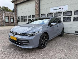 Unfallwagen Volkswagen Golf 1.5 eHybrid 50 Edition PHEV Automaat 19959 Km NAP ! 2024/11