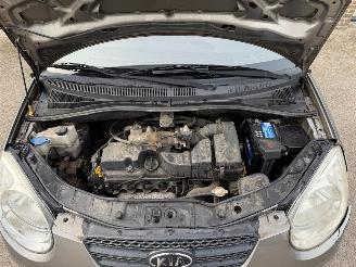 Kia Picanto 1.0 X-Pact NAP ! picture 9