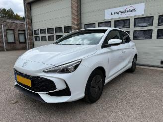 Auto incidentate MG 3 1.5 Hybrid+ Standart Navi Clima Cruise 24802 Km NAP ! 2025/1