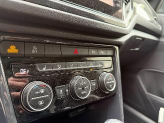 Volkswagen T-Roc 1.5 TSI Sport Automaat Pano Navi Clima Cruise picture 16