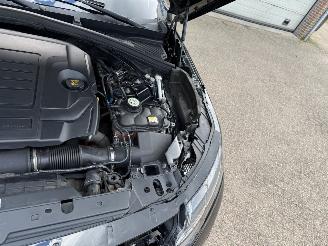Land Rover Range Rover Velar 2.0 l4 Turbo AWD R-Dynamic Automaat Pano picture 14