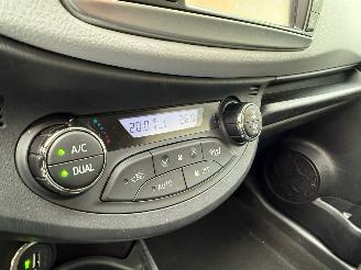 Toyota Yaris 1.5 Full Hybrid Aspiration Automaat Navi Clima 92628 Km ! picture 12