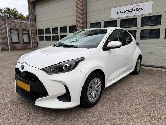 škoda osobní automobily Toyota Yaris 1.5 Hybrid 115 Active Navi Clima 69962 Km NAP 2022/12