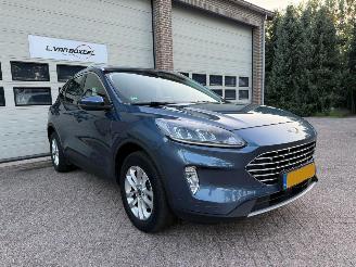 Unfallwagen Ford Kuga 2.5 PHEV Titanium Navi Clima NAP ! 2022/10
