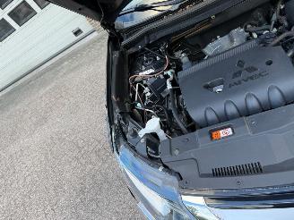 Mitsubishi Outlander 2.0 Business Edition Automaat Navi Clima picture 14