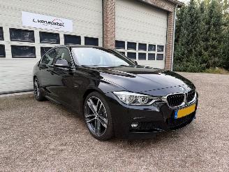 Coche accidentado BMW 3-serie 320i M-Sport Automaat Leder NAP ! 2017/8