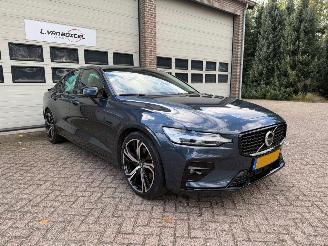 Coche accidentado Volvo S-60 2.0 B4 Ultimate Dark Automaat Pano Navi 95508 Km NAP ! 2022/12