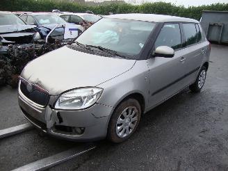 Coche siniestrado Skoda Fabia  2012/1