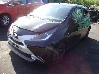 disassembly passenger cars Toyota Aygo  2016/1