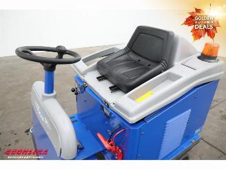   95 BJ 2022 33Hrs! Kehrmaschine / Veegmachine picture 12