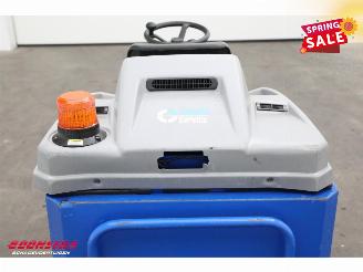   95 BJ 2022 33Hrs! Kehrmaschine / Veegmachine picture 8