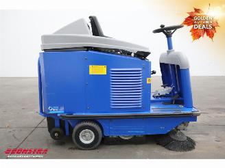   95 BJ 2022 33Hrs! Kehrmaschine / Veegmachine picture 5