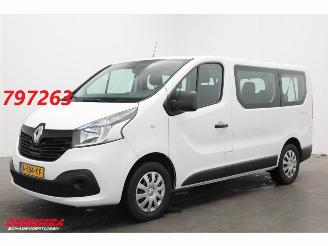 krockskadad bil bedrijf Renault Trafic Passenger 1.6 dCi Expression 9-Persoons Airco Bluetooth 2018/1