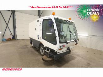 TENNANT  HMF 426 Veegmachine picture 2