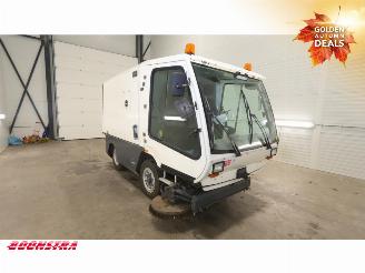 TENNANT  HMF 426 Veegmachine picture 2