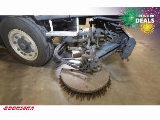 TENNANT  HMF 426 Veegmachine picture 9