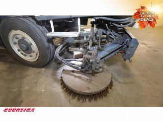 TENNANT  HMF 426 Veegmachine picture 9