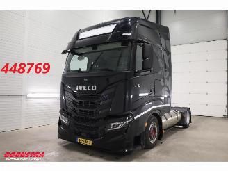 Schade vrachtwagen Iveco S-way 460 LNG LED ACC Standairco 4X2 . 2021/5