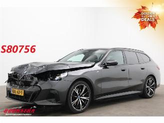 krockskadad bil auto BMW i5 eDrive40 84 kWh M-Sport HUD Memory 360° AHK 18.410 km! 2024/6