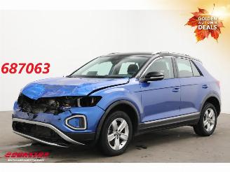 Unfallwagen Volkswagen T-Roc 2.0 TDI DSG 4Motion Style LED ACC Navi Clima Camera SHZ AHK 2023/7