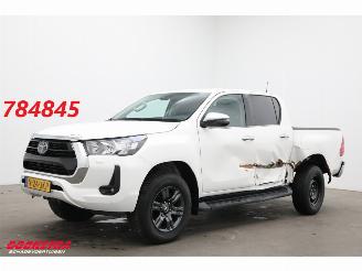 Schade bestelwagen Toyota Hilux 2.4 D-4D Aut. Double Cab Professional ACC Clima Camera 2.463 km! 2024/11