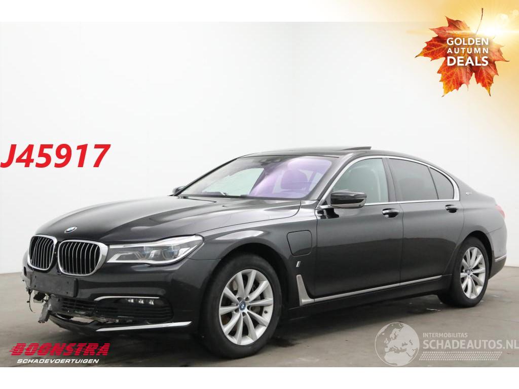 BMW 7-serie 740e iPerformance Massage HUD Memory LRHZ ACC Camera 134.474 km!
