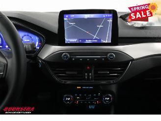 Ford Focus 1.0 EcoBoost Aut. Titanium Navi Clima Cruise LRHZ Camera AHK picture 21