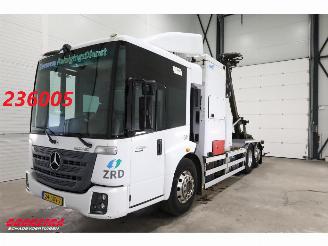 Schade vrachtwagen Mercedes Econic Seitenlader VDL Transilift 6X2 Euro 6 216.318 km! 2014/5