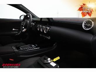 Mercedes Cla-klasse 180 Shooting Brake Star Edition 7G-Tronic AMG LED ACC Camera SHZ 6.727 km! picture 14