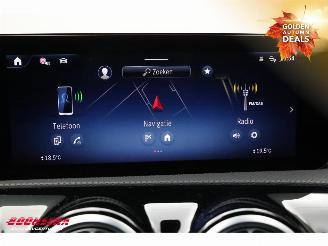 Mercedes Cla-klasse 180 Shooting Brake Star Edition 7G-Tronic AMG LED ACC Camera SHZ 6.727 km! picture 28