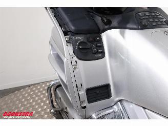 Honda GL 1800 Gold Wing Navi Radio Cruise SHZ Heizgriffe 54.718 km! picture 13