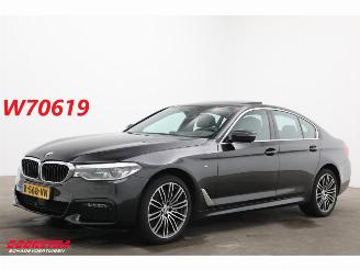 Auto incidentate BMW 5-serie 540i xDrive M-Sport Schuifdak HUD ACC Memory H/K Camera 2020/2