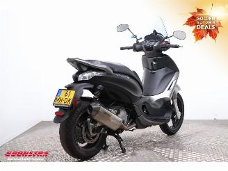 Piaggio Beverly 350 ABS picture 3