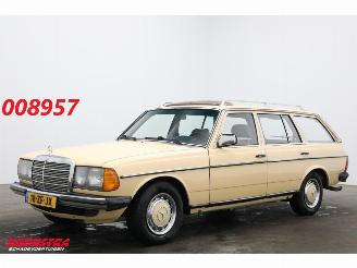 Avarii autoturisme Mercedes 928 300 TD Combi Aut. W123 Radio AHK + extra wielset! 1982/2