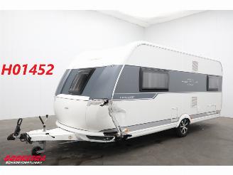 Schade caravan Hobby  540 Excellent Rondzit Queens Bed BY 2017 2017/2