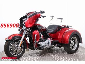 skadebil motor Harley-Davidson  FLHTCUTG Tri Glide Trike 2012/1
