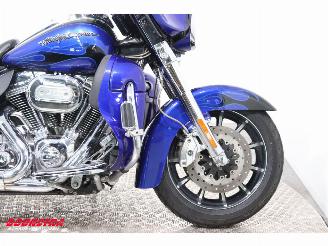 Harley-Davidson  FLHTCUSE6 CVO Ultra Classic 5HD! E-Glide 110 Cruise Radio SHZ picture 9