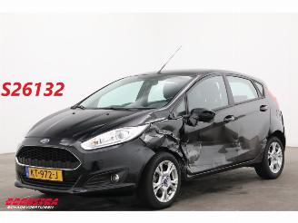 damaged passenger cars Ford Fiesta 1.0 Trend 5-DRS Navi Airco Bluetooth Cruise PDC 165.354 km! 2016/11