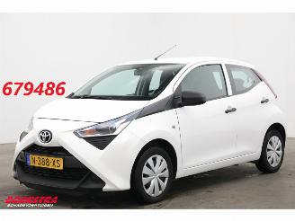 damaged passenger cars Toyota Aygo 1.0 VVT-i x-fun Bluetooth Airco Cruise 49.610 km! 2022/1