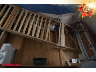 Knaus  Sport 420 Dwarsbed Luifel Middenkeuken BY 2011 picture 17