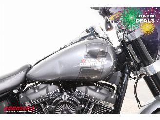 Harley-Davidson Sport Glide 107 FLSB 5HD LED ABS picture 11